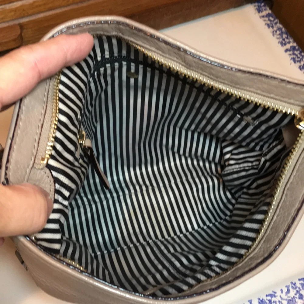 Kate Spade pebble leather crossbody / shoulder bag